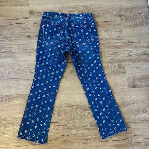 Anthropologie Pilcro Embroidered Ankle Bootcut Jeans - Picture 4 of 5